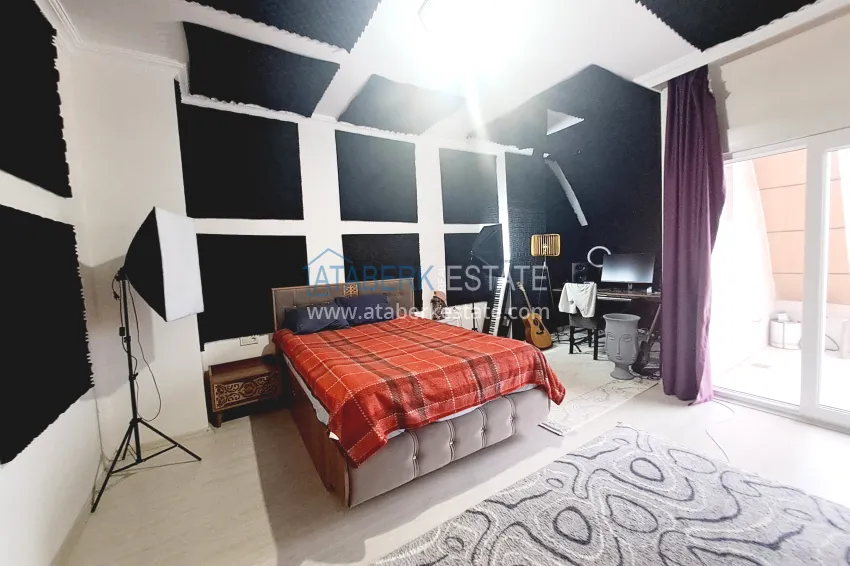 Purchase Furnished duplex penthouse with separate kitchen in Alanya, Mahmutlar district 11