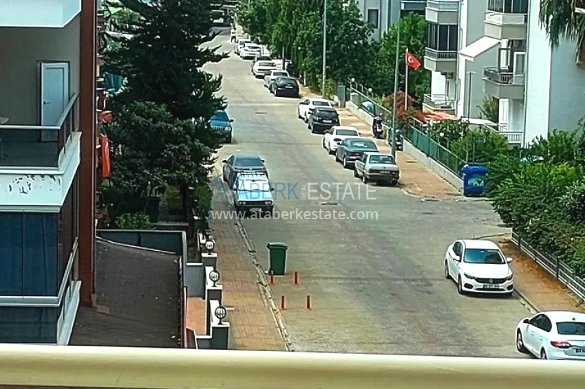 Purchase Property from owner in Alanya — three-room apartment with furniture in Oba 16