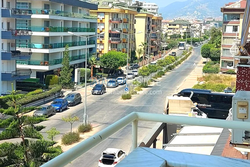 Purchase Property from owner in Alanya — three-room apartment with furniture in Oba 17