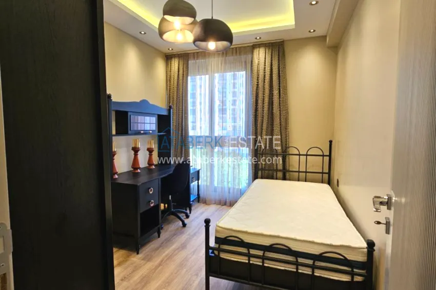 Purchase Real estate for citizenship and residence permits. Apartments from the developer in Mersin, Tomyuk 18