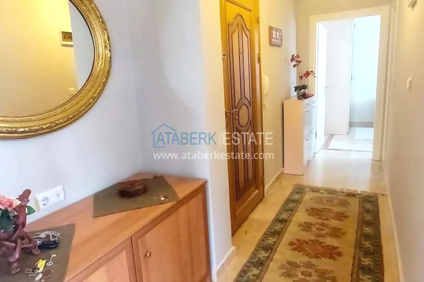 Purchase Property from owner in Alanya — three-room apartment with furniture in Oba 1
