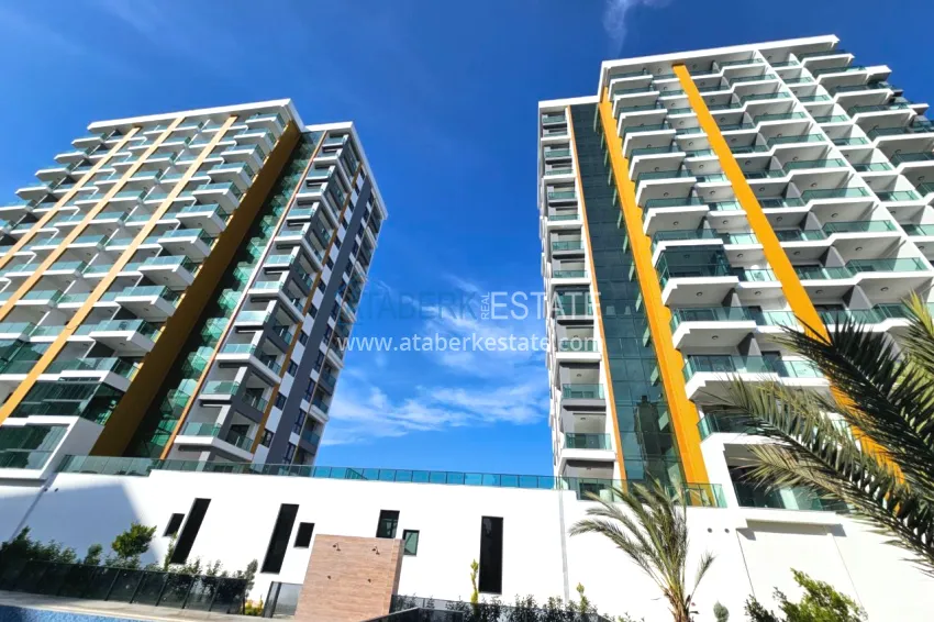 Real estate for citizenship and residence permits. Apartments from the developer in Mersin, Tomyuk 2