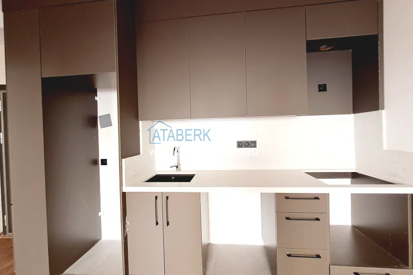 Purchase 1+1 apartment from the owner in the very center of Alanya — just 250 meters from the sea 3