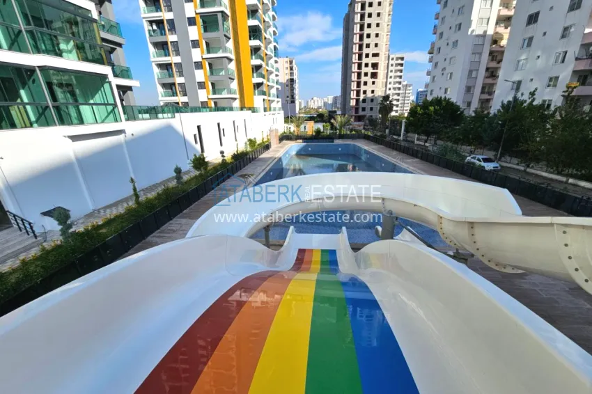 Real estate for citizenship and residence permits. Apartments from the developer in Mersin, Tomyuk 7