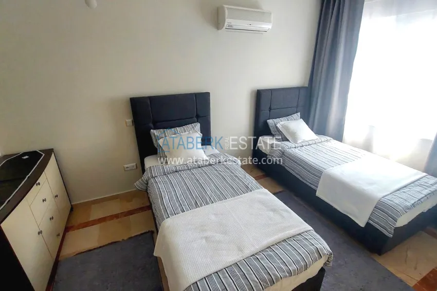 Purchase Property from owner in Alanya — three-room apartment with furniture in Oba 9