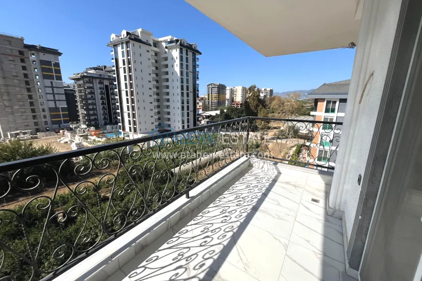 Purchase Penthouse duplex with fine finishing in a new complex - Mahmutlar district, Alanya 13