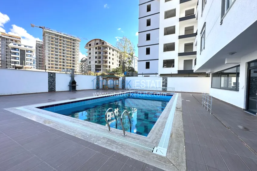 Penthouse duplex with fine finishing in a new complex - Mahmutlar district, Alanya 1
