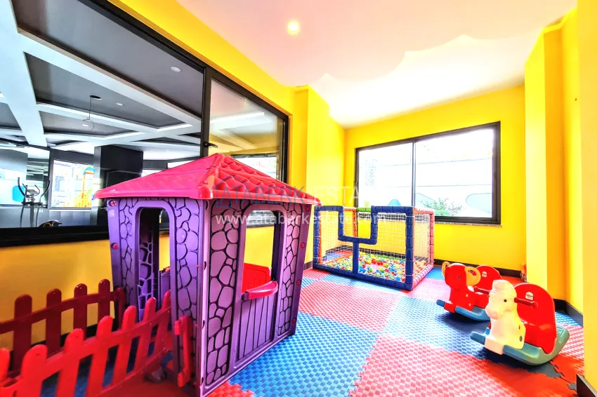 Profitable turnkey apartment in the center of Alanya at a bargain price 11