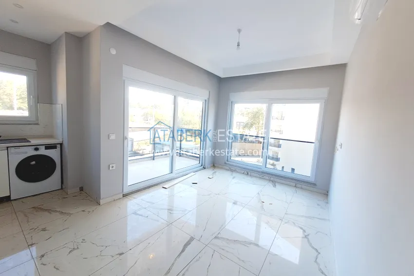 Purchase One bedroom apartment from the owner with a fine finish in Avsallar district, Alanya 1