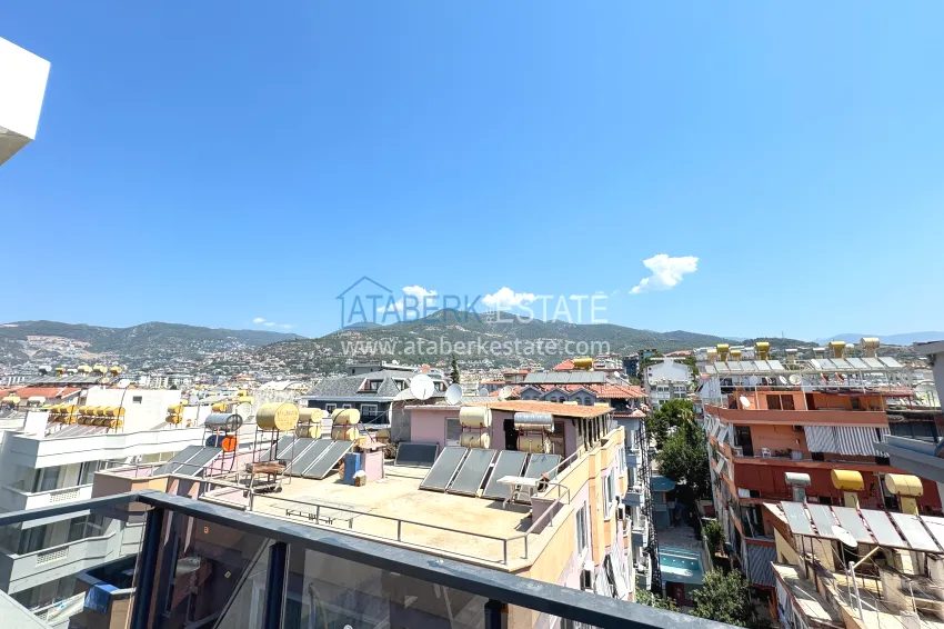 Purchase 4+1 panoramic penthouse duplex in the center of Alanya — the first coastal one, suitable for citizenship 32