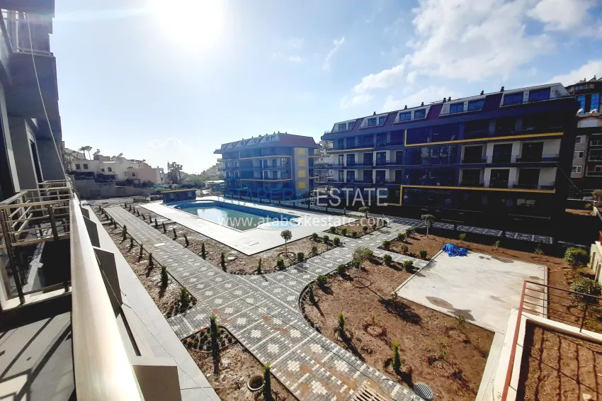 Purchase Garden duplex 4+1 - primary property in the prestigious area of Kestel 17