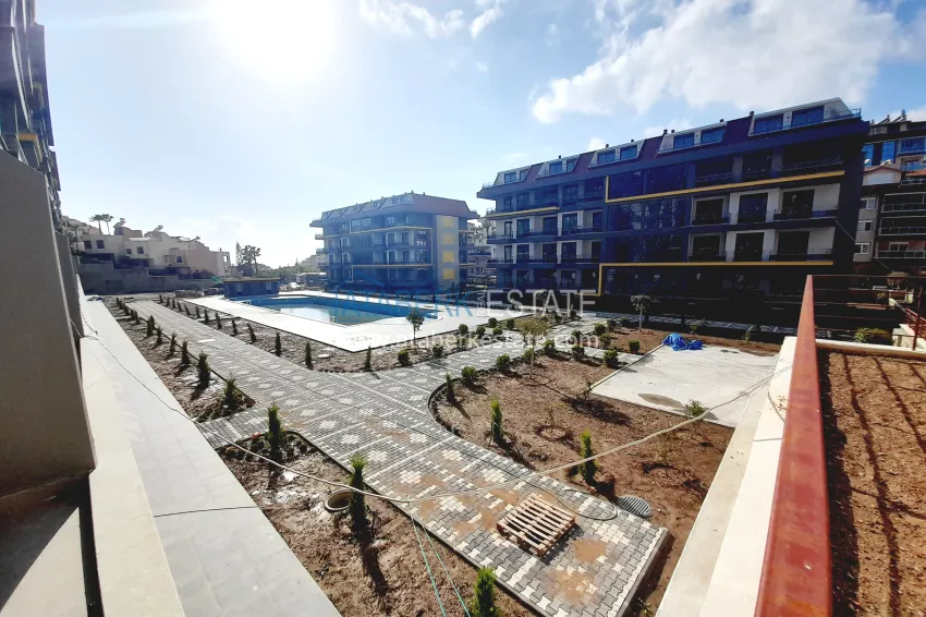 Purchase Garden duplex 4+1 - primary property in the prestigious area of Kestel 18