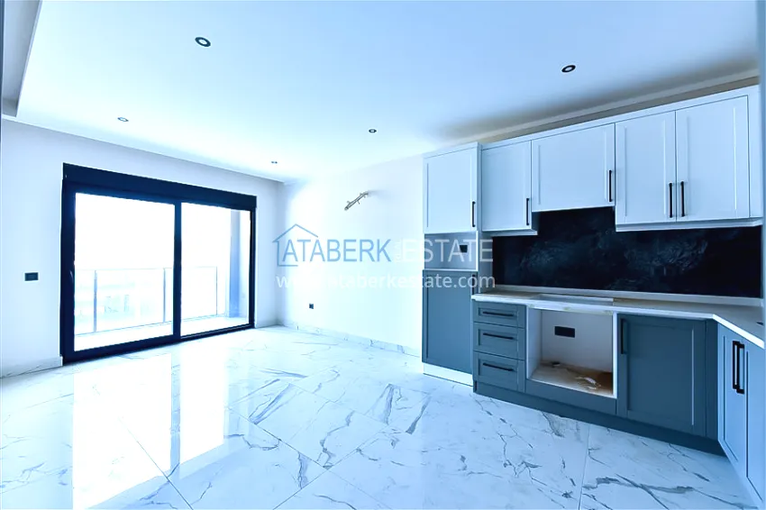 Purchase Apartment 1+1 with sea view in a prestigious complex — Kargicak district, 200 meters from the sea 2