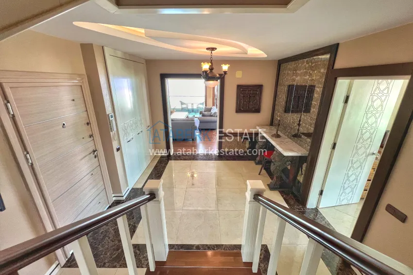 Purchase Panoramic 5+1 duplex with separate kitchen in the center of Alanya, Bektash - suitable for citizenship 19