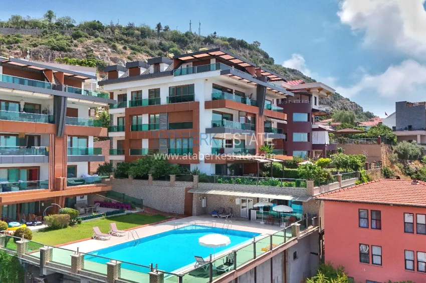 Panoramic 5+1 duplex with separate kitchen in the center of Alanya, Bektash - suitable for citizenship 4