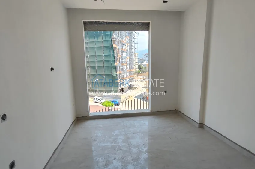 Purchase 1+1 apartment in a premium complex at the final stage of construction — Tosmur district, Alanya 1