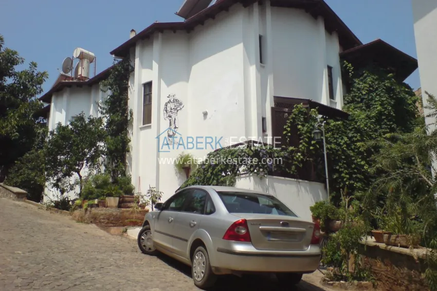 Duplex in a 3+1 townhouse complex in the Tosmur area — real estate for a residence permit and citizenship 2