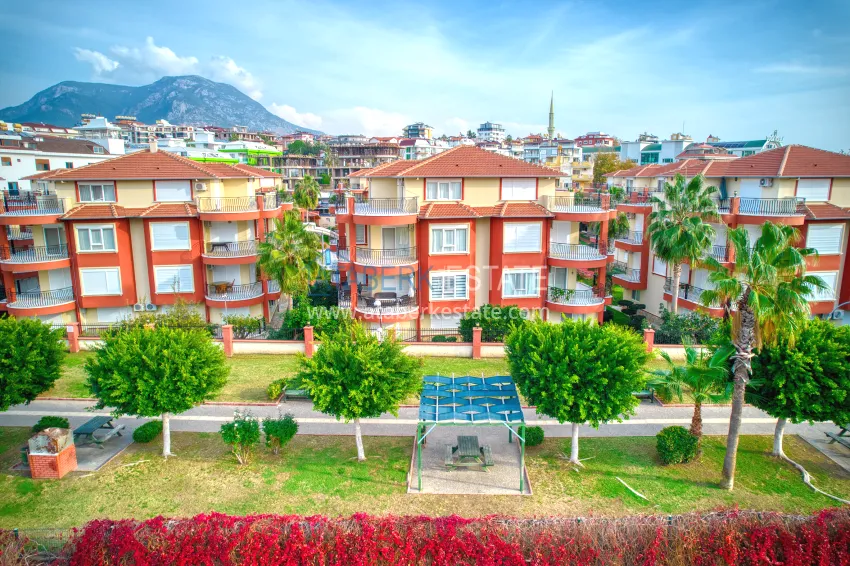 4+1 garden duplex with furniture and views of the Dim River in the Kestel area 7