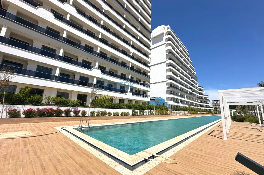 Apartments from an investor in a complex with original architecture under construction — Antalya, Altintash 2