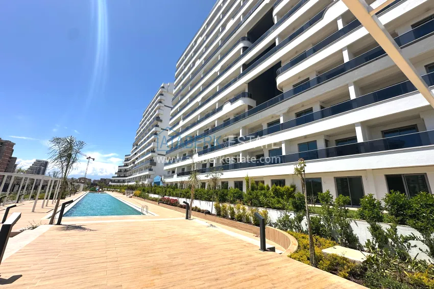 Apartments from an investor in a complex with original architecture under construction — Antalya, Altintash 4