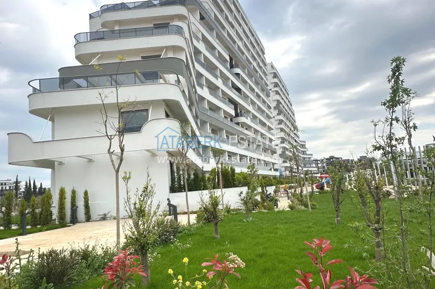 Apartments from an investor in a complex with original architecture under construction — Antalya, Altintash 9