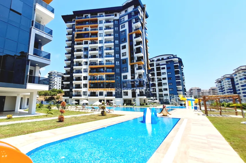 1+1 apartment, 50 m² in Mahmutlar - partially furnished, from owner 1