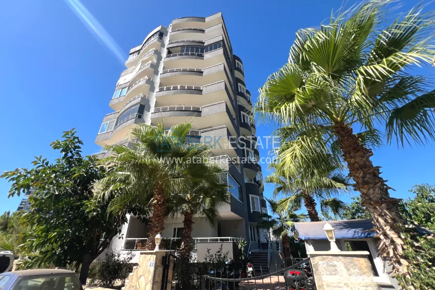 2+1 apartment with furniture and mountain views in Mahmutlar at an attractive price 1