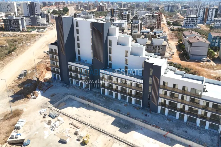 Investor offer — a one-bedroom apartment in a complex under construction, Altintash district, Antalya 3