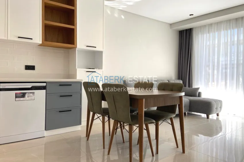 Purchase 1+1 apartment in Alanya, Oba district — furnished from the owner in a luxury complex 3