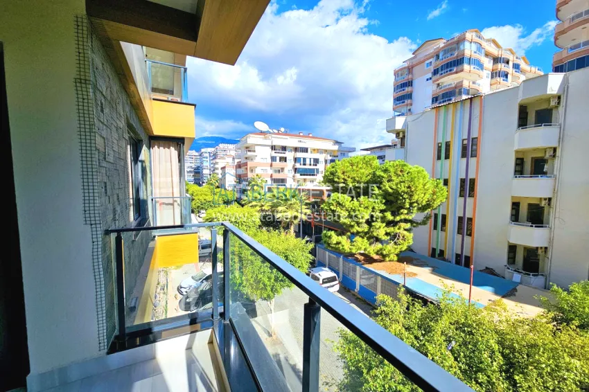 Purchase Furnished 1+1 apartment in Mahmutlar — 150 m from the sea, Barbarossa Avenue 17