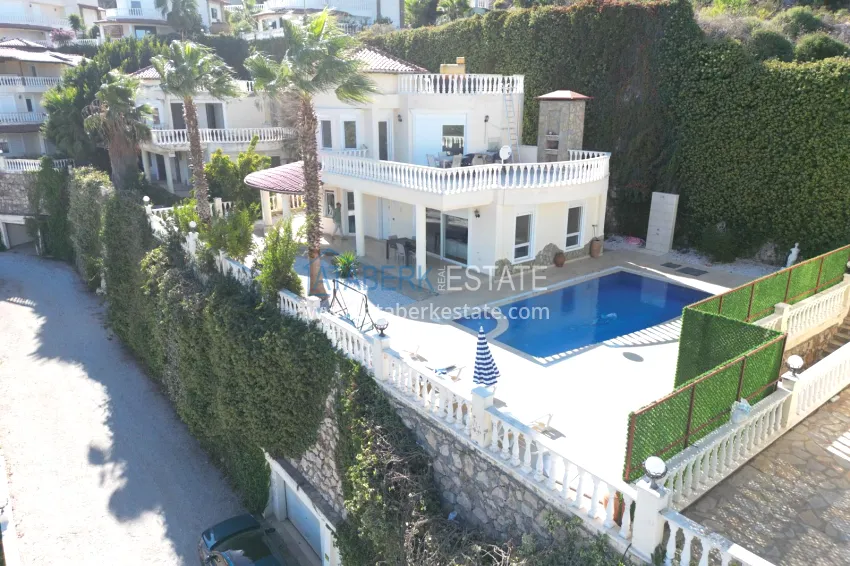 Two-storey villa in Alanya Kargıcak - with private pool and rental license 1 