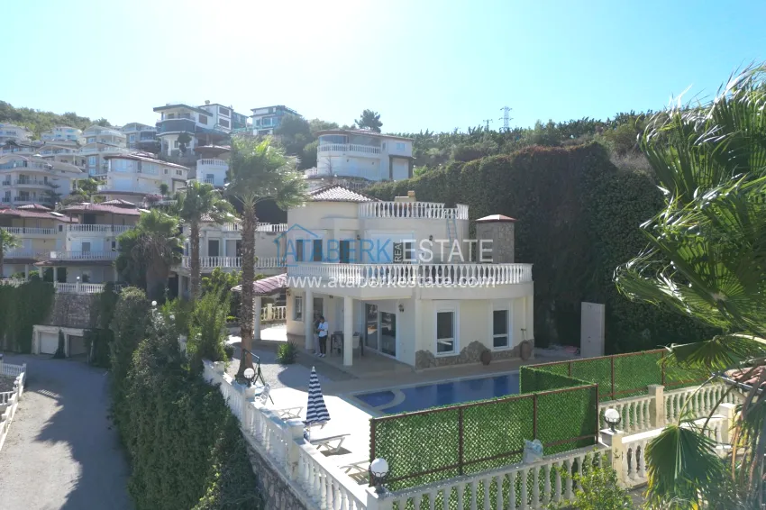 Two-storey villa in Alanya Kargıcak - with private pool and rental license 4 