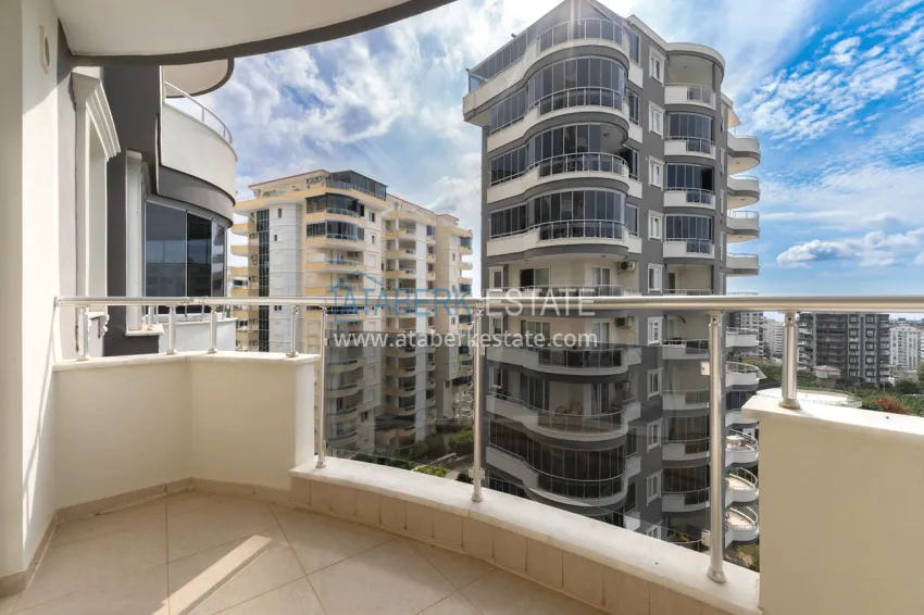 Purchase 2+1 apartment with sea view in Alanya Mahmutlar district 26 
