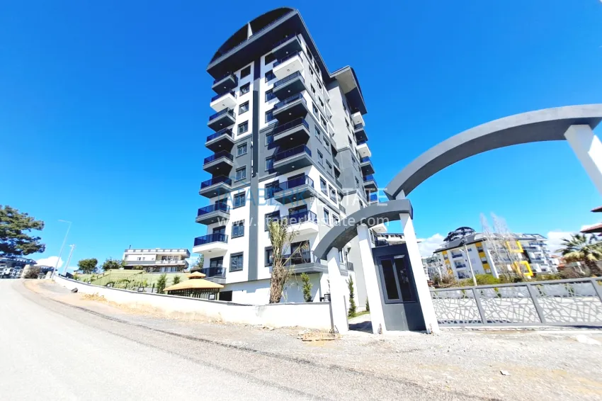 Apartment for sale in Avsallar with new furniture from the owner in a comfort-class complex 12 