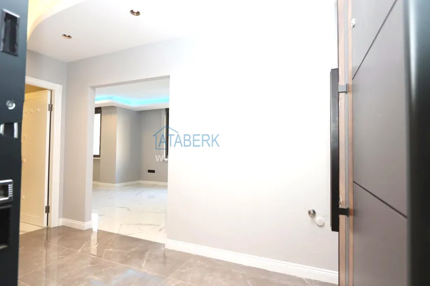 Purchase 1+1 apartment for a residence permit in the Oba area — after major repairs, just 200 meters from the sea 2