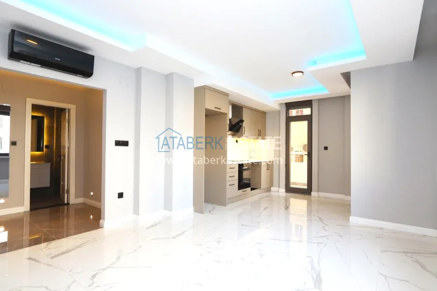 Purchase 1+1 apartment for a residence permit in the Oba area — after major repairs, just 200 meters from the sea 5