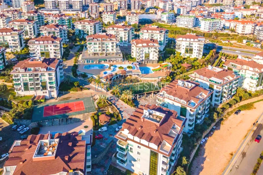 1+1 apartment from owner in Alanya, Oba - furnished in a condominium complex 1 