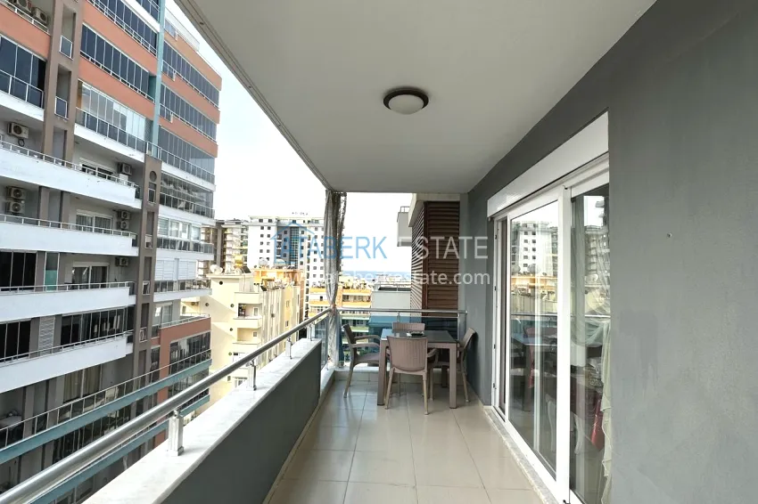 Purchase 1+1 apartment with sea and mountain views in Mahmutlar — 300 from the sea, sale from the owner 22 