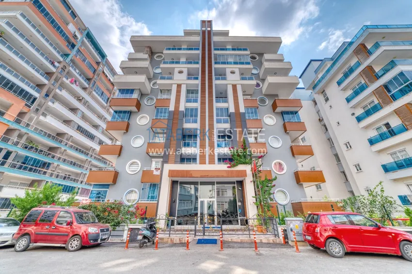 1+1 apartment with sea and mountain views in Mahmutlar — 300 from the sea, sale from the owner 2 