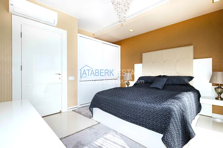 Purchase Elegant 3+1 villa with panoramic sea and mountain views in an elite complex — Alanya, Kargicak district 16 