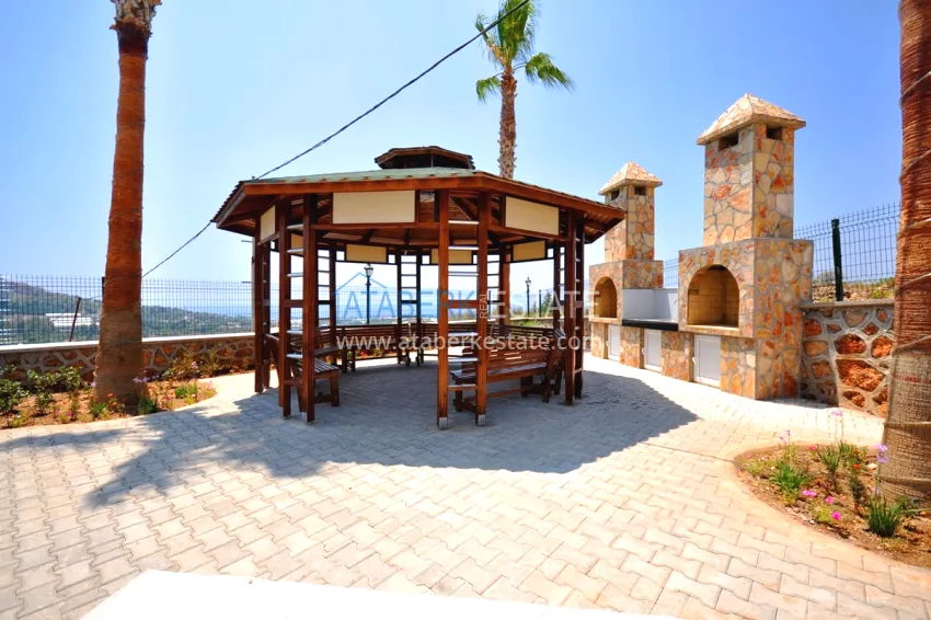 Elegant 3+1 villa with panoramic sea and mountain views in an elite complex — Alanya, Kargicak district 17 