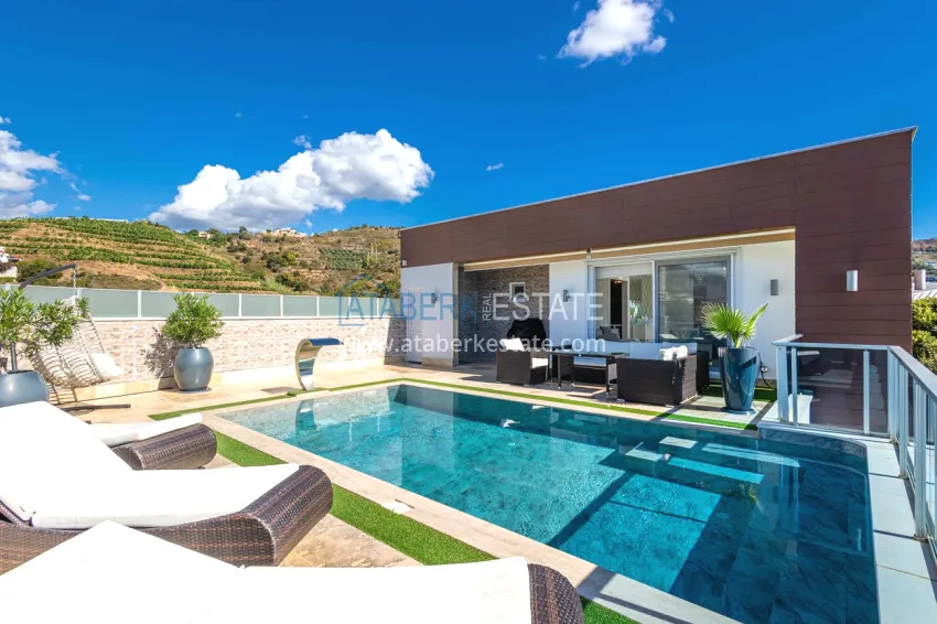 Elegant 3+1 villa with panoramic sea and mountain views in an elite complex — Alanya, Kargicak district 1 