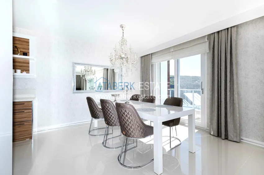 Purchase Elegant 3+1 villa with panoramic sea and mountain views in an elite complex — Alanya, Kargicak district 7 