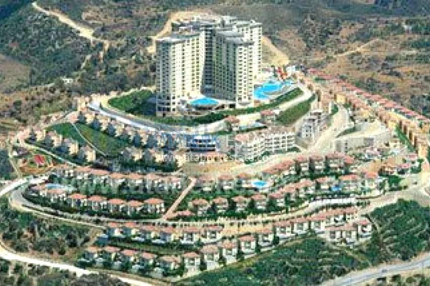 Purchase 3+1 apartment in Goldcity 18