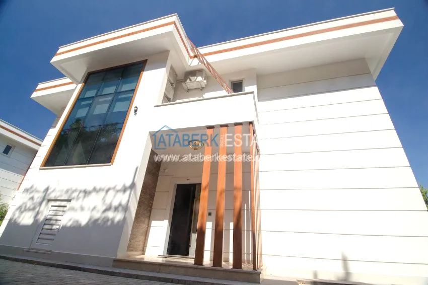 Private complex with luxury villas! 3