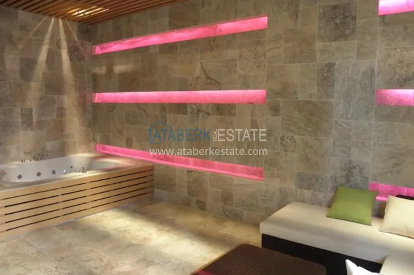 1+1 apartment, located 50 meters from the sea in Oba center 28 
