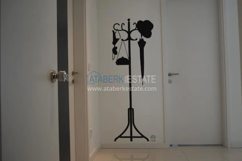 Purchase  1+1 apartment, located 50 meters from the sea in Oba center 27 