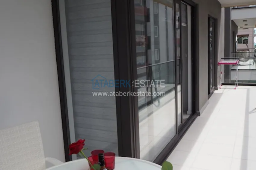 Purchase  1+1 apartment, located 50 meters from the sea in Oba center 38 