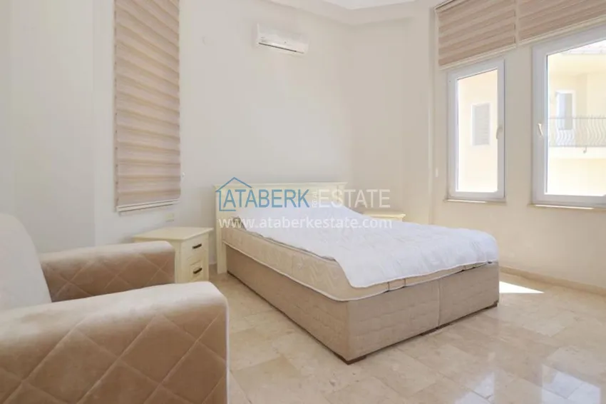 Private villa in the famous complex Goldcity 23 