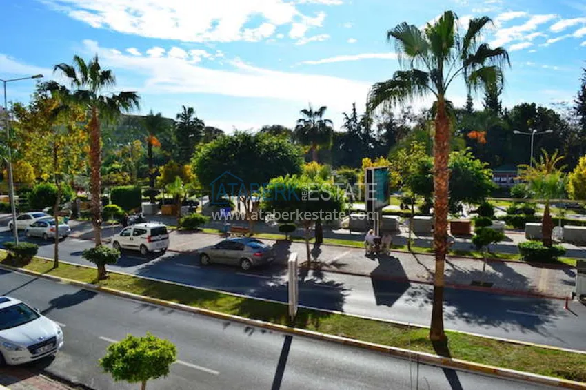 2+1 apartment on the main street in Mahmutlar 4 